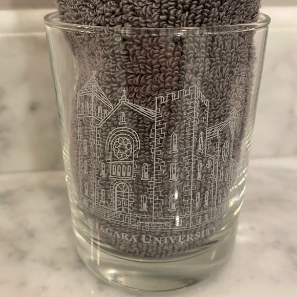 Niagara University Rocks Glass - Picture 2 of 4